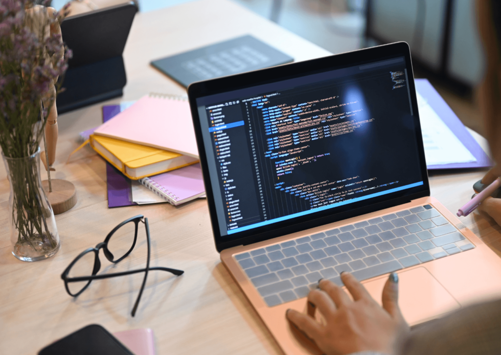 Em empresas de grande porte, a reengenharia de processos empresariais é essencial para criar base real para automação em escala.